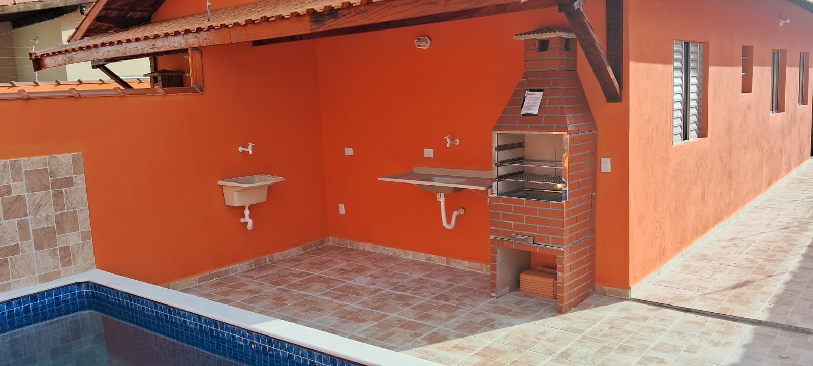 CASA NA ESTÂNCIA SÃO JOÃO - ITANHAÉM/SP - LADO PRAIA - 1.200 METROS DA PRAIA - foto 3