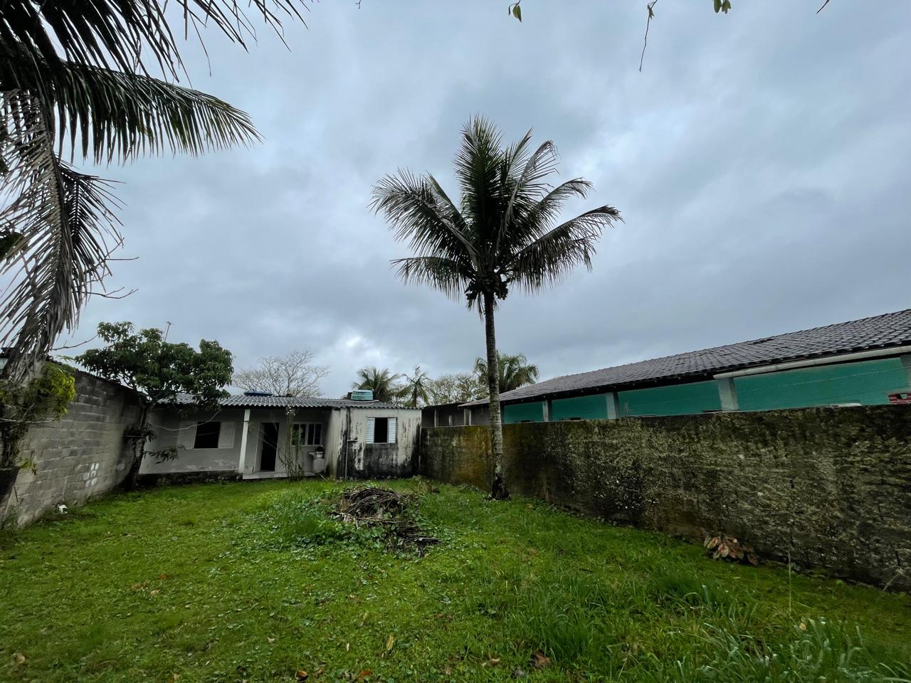 CASA NO SAN MARCUS - ITANHAÉM - LADO MORRO - 500 METROS DA RODOVIA - foto 2