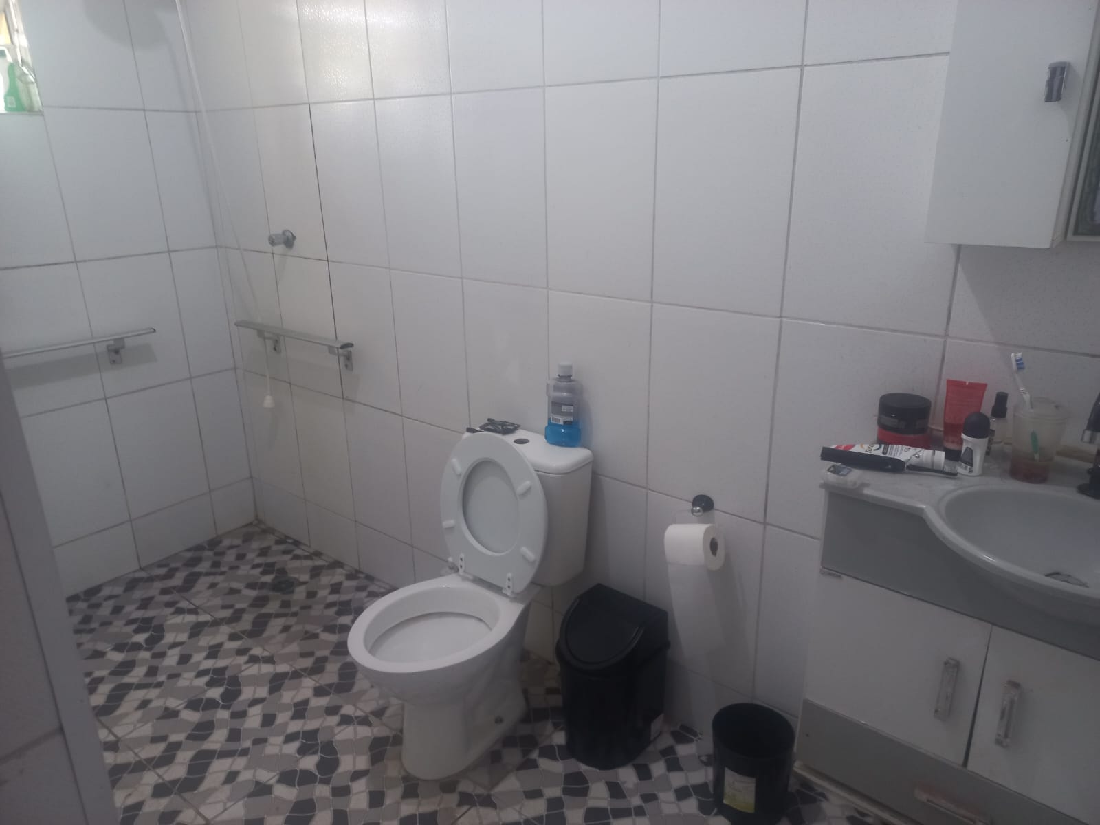 CASA NO JD. CALIFORNIA - LADO PRAIA - 1.090 METROS DO MAR - foto 2