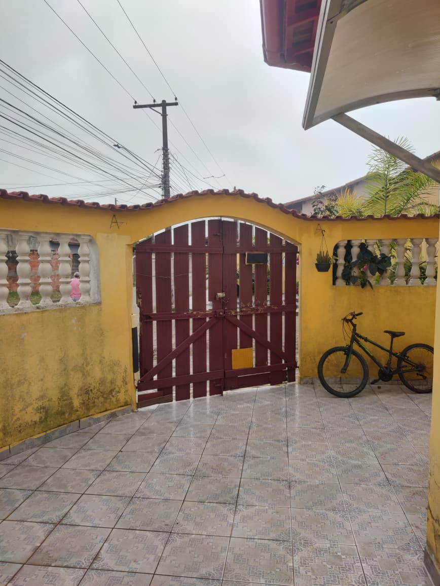 CASA NO JD. PRAIA GRANDE / MONGAGUÁ - LADO MORRO 150 METROS DA RODOVIA -1 KM DA PRAIA - foto 19