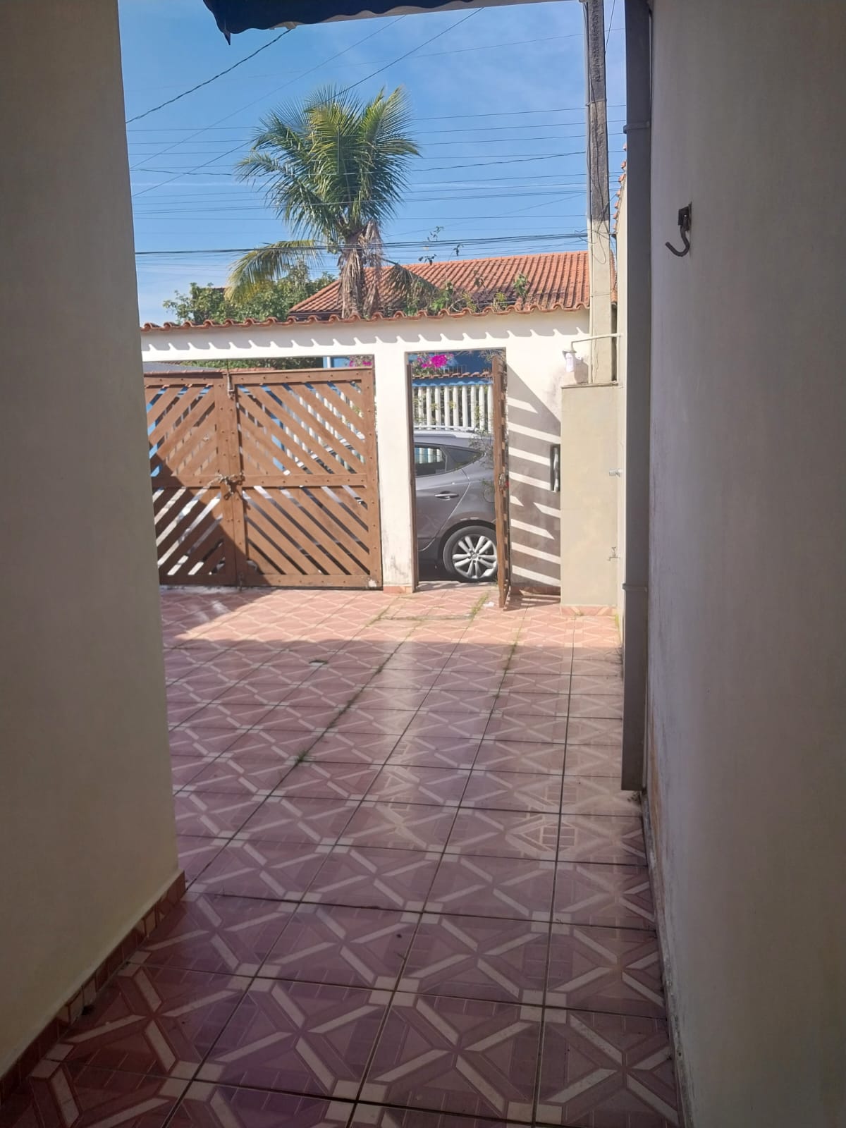 CASA NO JD. SUARÃO - ITANHAÉM - LADO PRAIA - 400 METROS DO MAR - foto 9