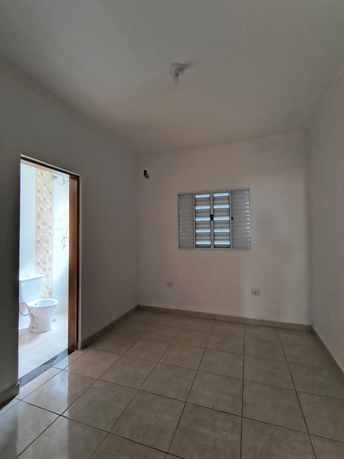 CASA ISOLADA NOVA LUIZAMAR - ITANHAÉM/SP - LADO MORRO - 400 METROS DA RODOVIA - foto 13