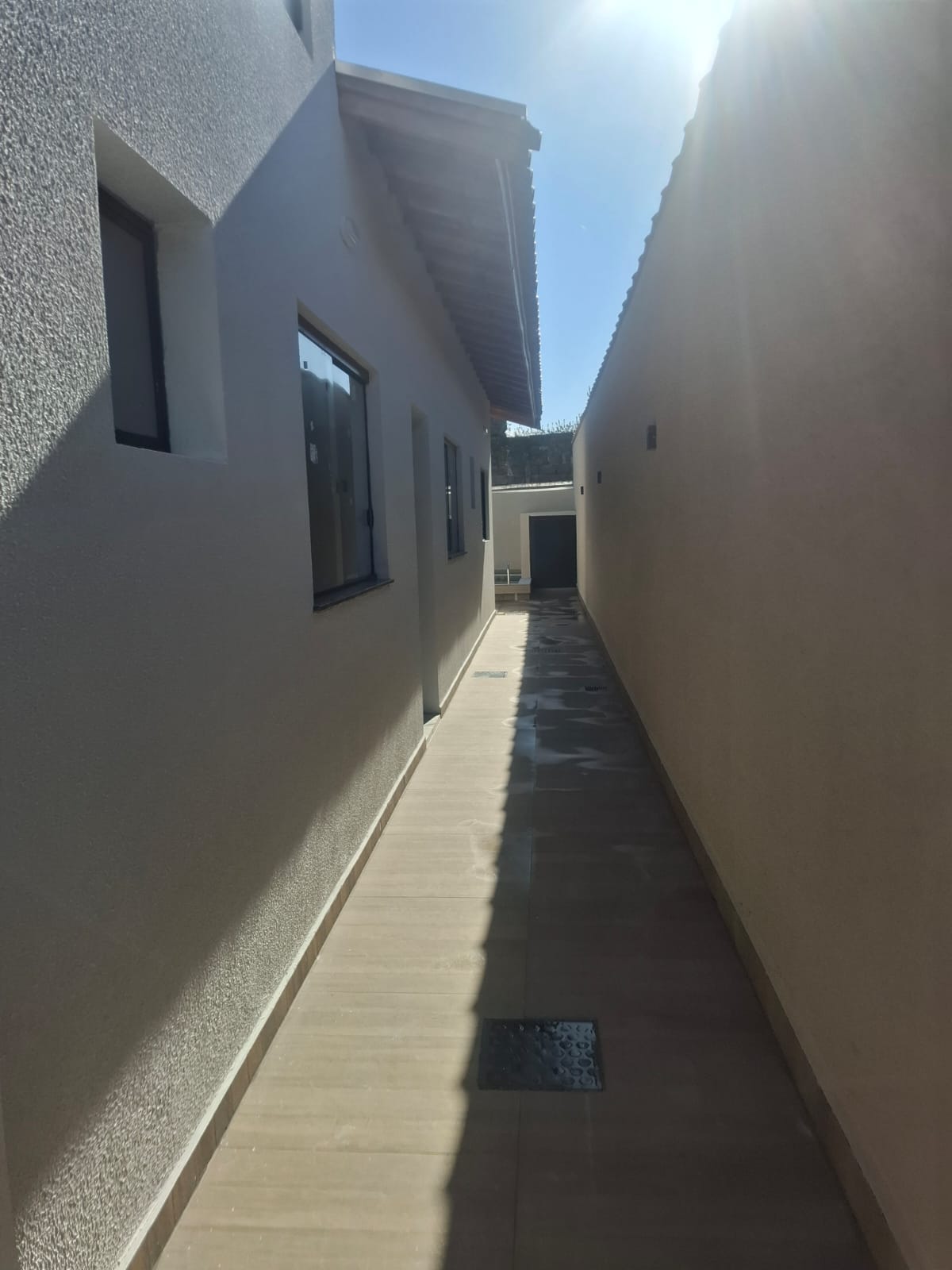CASA GEMINADA NO JD. BOPIRANGA - LADO PRAIA - 700 METROS DO MAR - foto 8