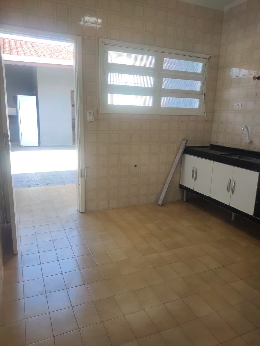CASA NO BALNEÁRIO GAIVOTA - ITANHAÉM - LADO PRAIA   - foto 21