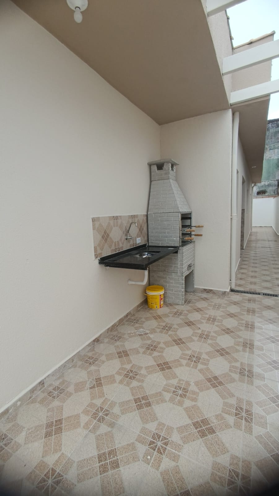 02 UNIDADES DE CASA GEMINADA NO JD. JAMAICA EM ITANHAÉM - LADO PRAIA - 1.200 METROS DO MAR - foto 4