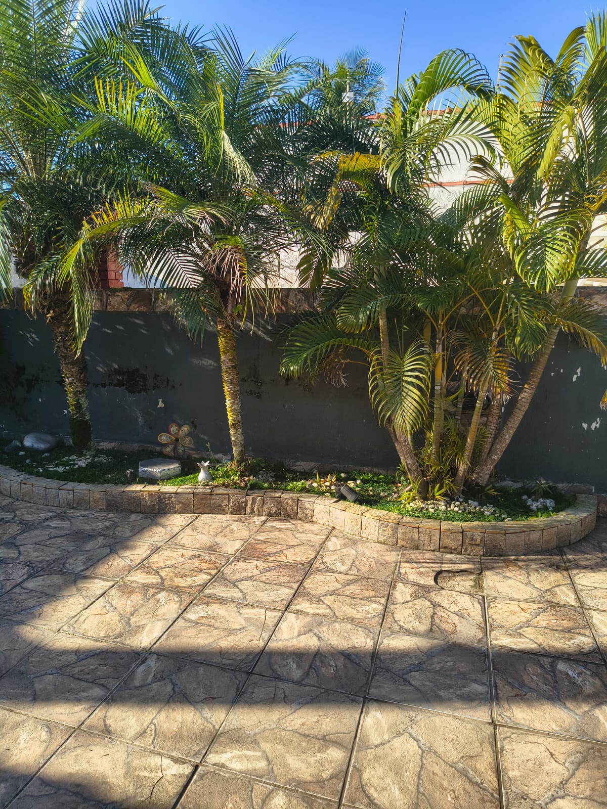CASA NO BALNEÁRIO GAIVOTA - ITANHAÉM - LADO PRAIA - 200 METROS DO MAR - foto 10