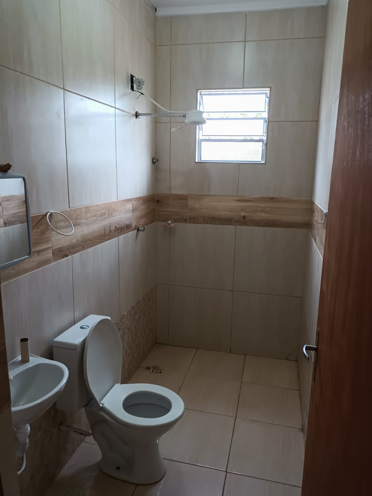 CASA EM SÃO PEDRO LADO MORRO - ITANHAÉM/SP - foto 13