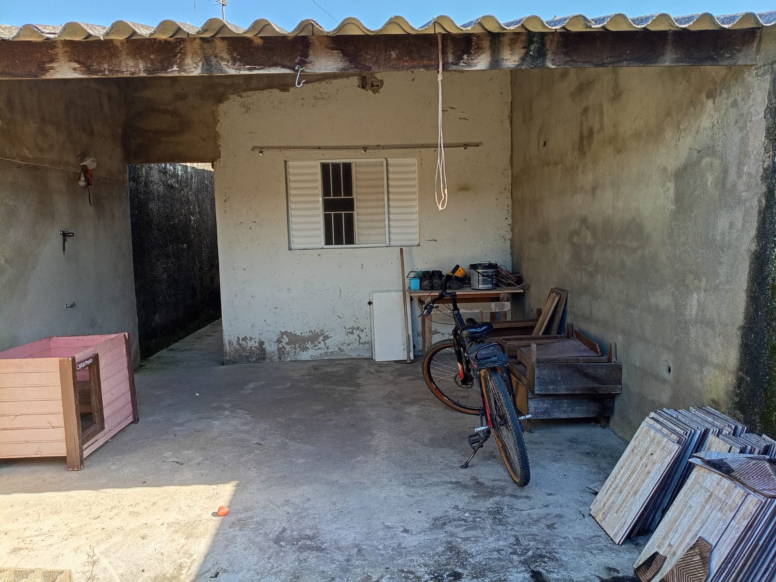 CASA NO OÁSIS LADO MORRO - ITANHAÉM/SP